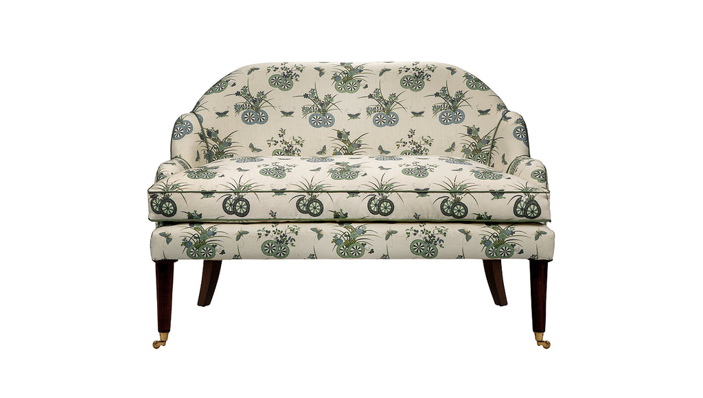 David Seyfried Editor's Grand sofa scallop