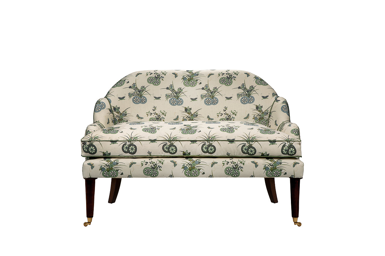 David Seyfried Editor's Grand sofa scallop