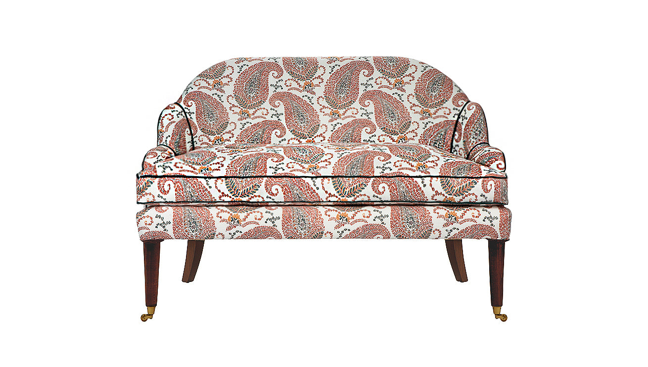 David Seyfried Editor's Grand sofa scallop in paisley fabric